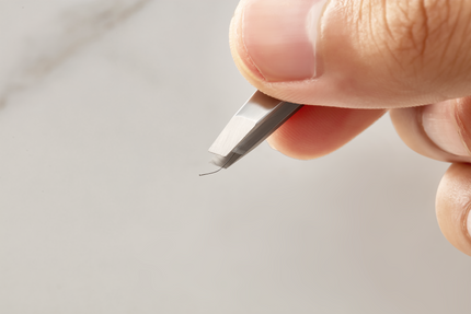 Top Reasons Why Your Tweezers Aren't Grabbing Hair (And How to Fix It)